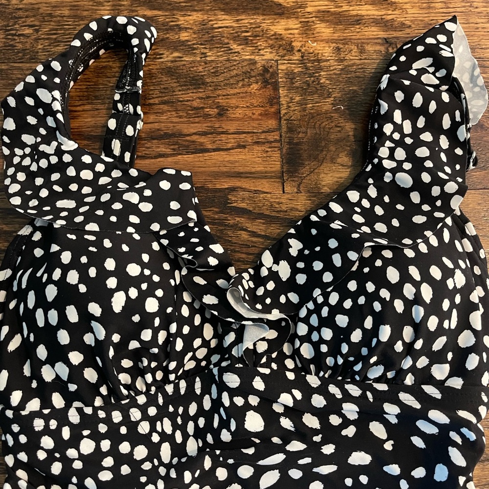 DKNY Women’s One Piece Bathing Suit - Picture 2 of 6